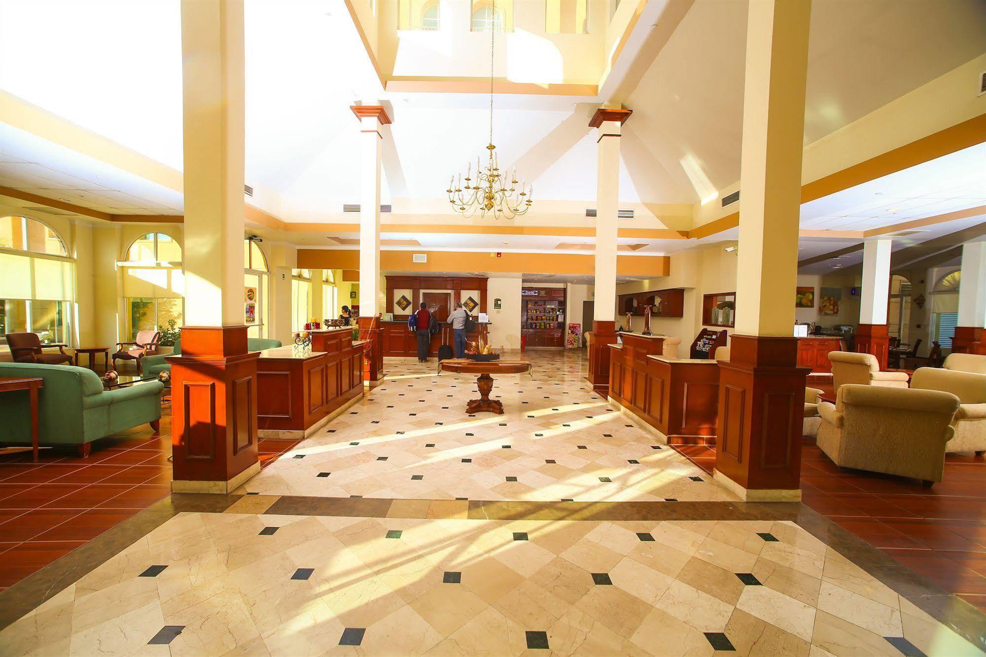 Krystal Urban Ciudad Juarez By Us Consulate Hotel Екстериор снимка